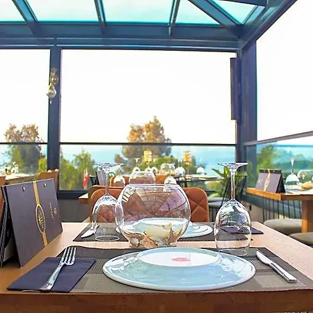 Reis Royal Hotel 3*