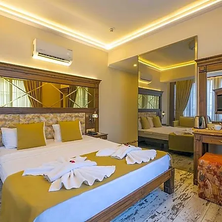 Reis Royal Hotel