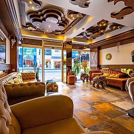 Reis Royal Hotel 3*