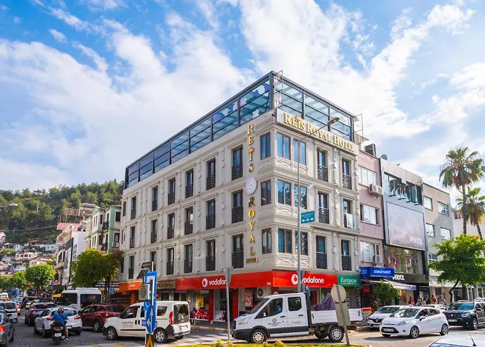 Reis Royal Szálloda 3*