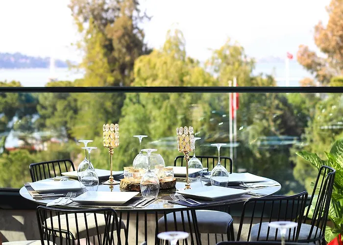 Reis Royal Hotel 3*
